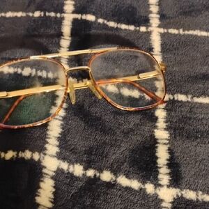 Classic Tortoise Shell Glasses